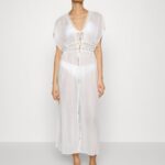 femmes couverture brodée 802 noir accessoire de plage 001 blanc 006BT741 Anna Field