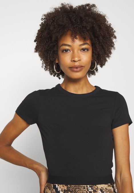 femmes Lot de 2 t-shirts basiques blanc/noir 006BT316 Anna Field - Image 6